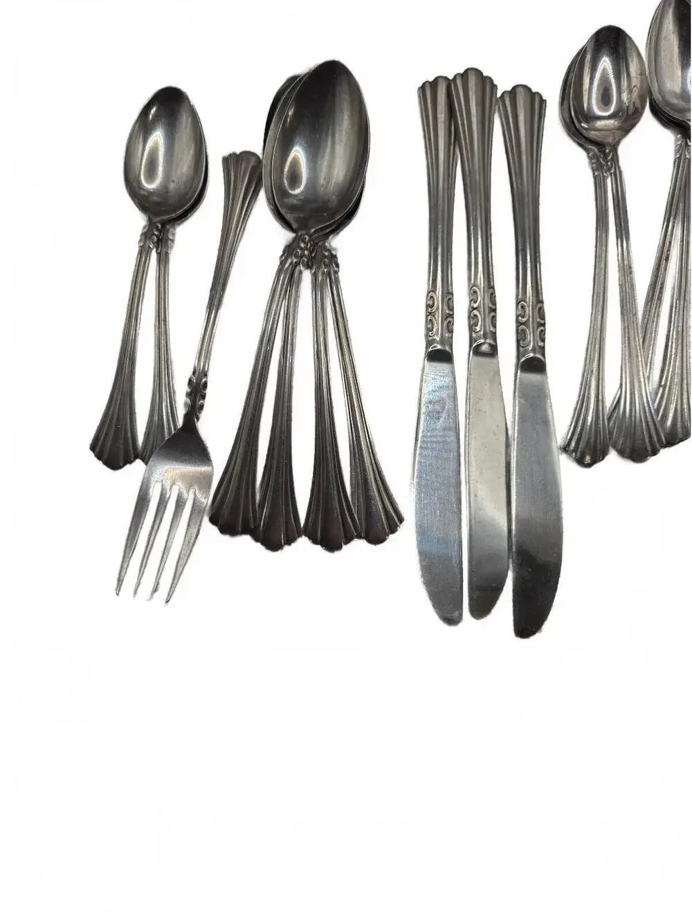 Vtg 21 pc Marketplace MPF7 Stainless steel Flatware Set w/ Ornate Handle Design